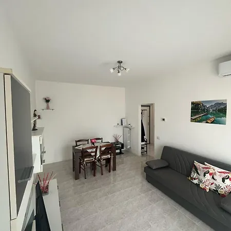 Flori's Apartamento *